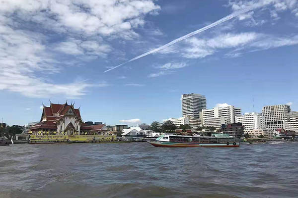 Lumi Chao Phraya